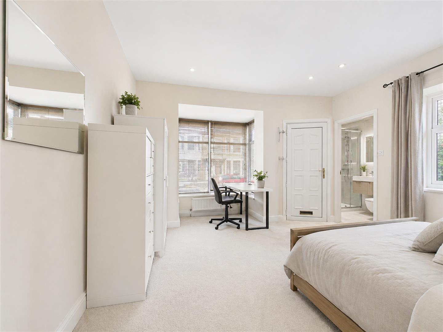 2 Dorrington Road